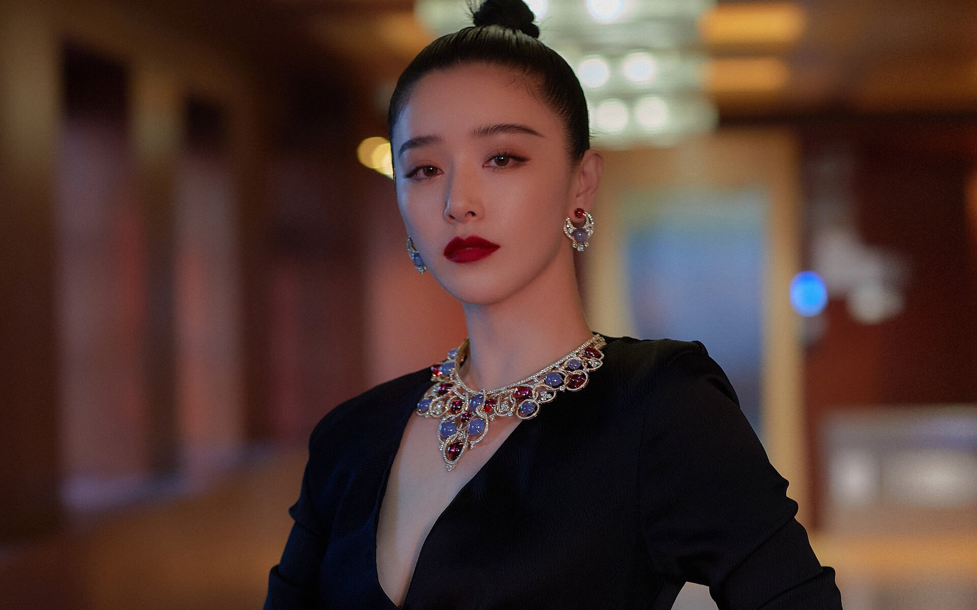 草地网球公开赛：经典与现代的交锋，草地网球适合上网的战术策略