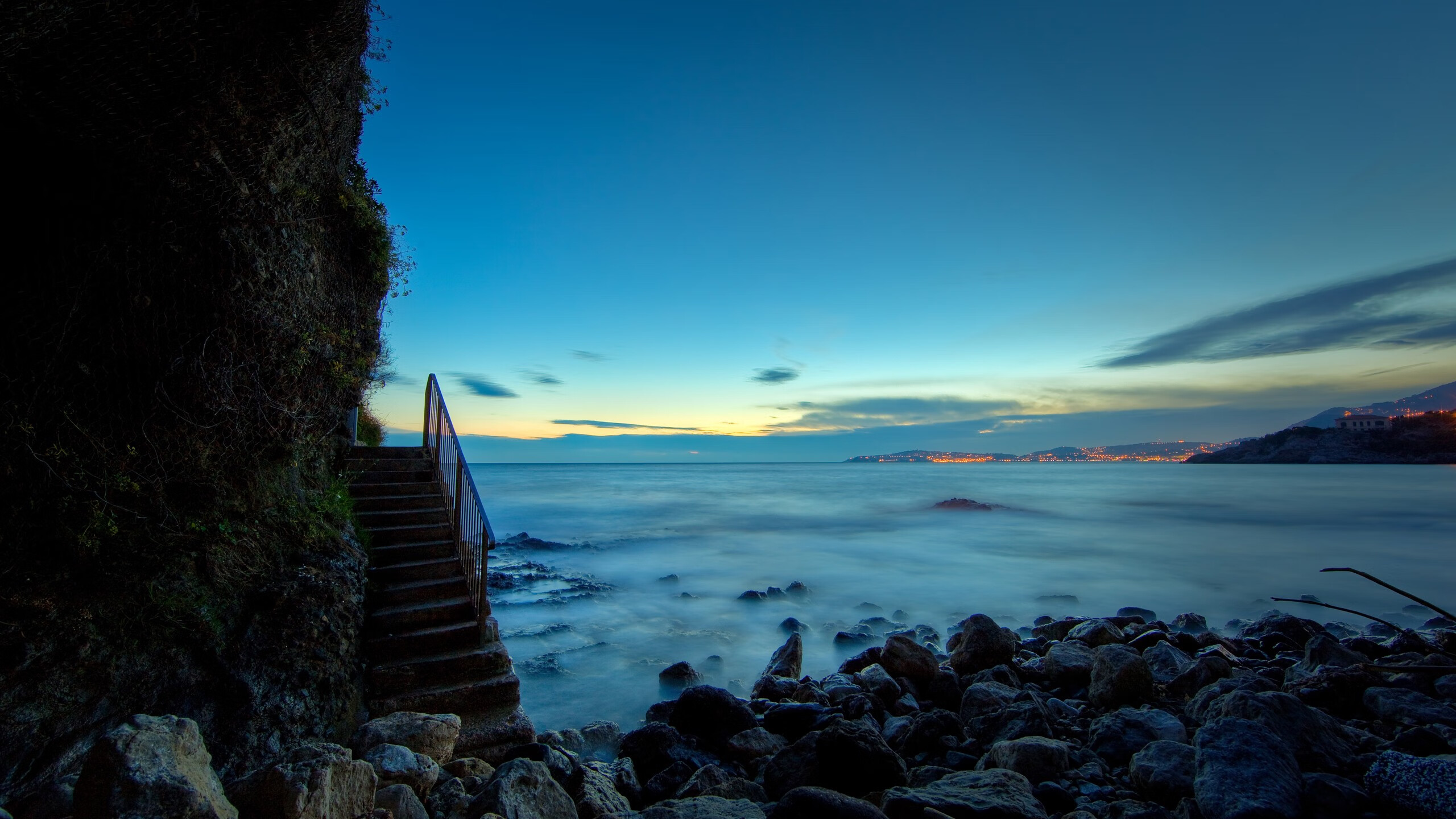 汉堡SV球员缺阵,客场战平对手收获关键积分,汉堡球队排名