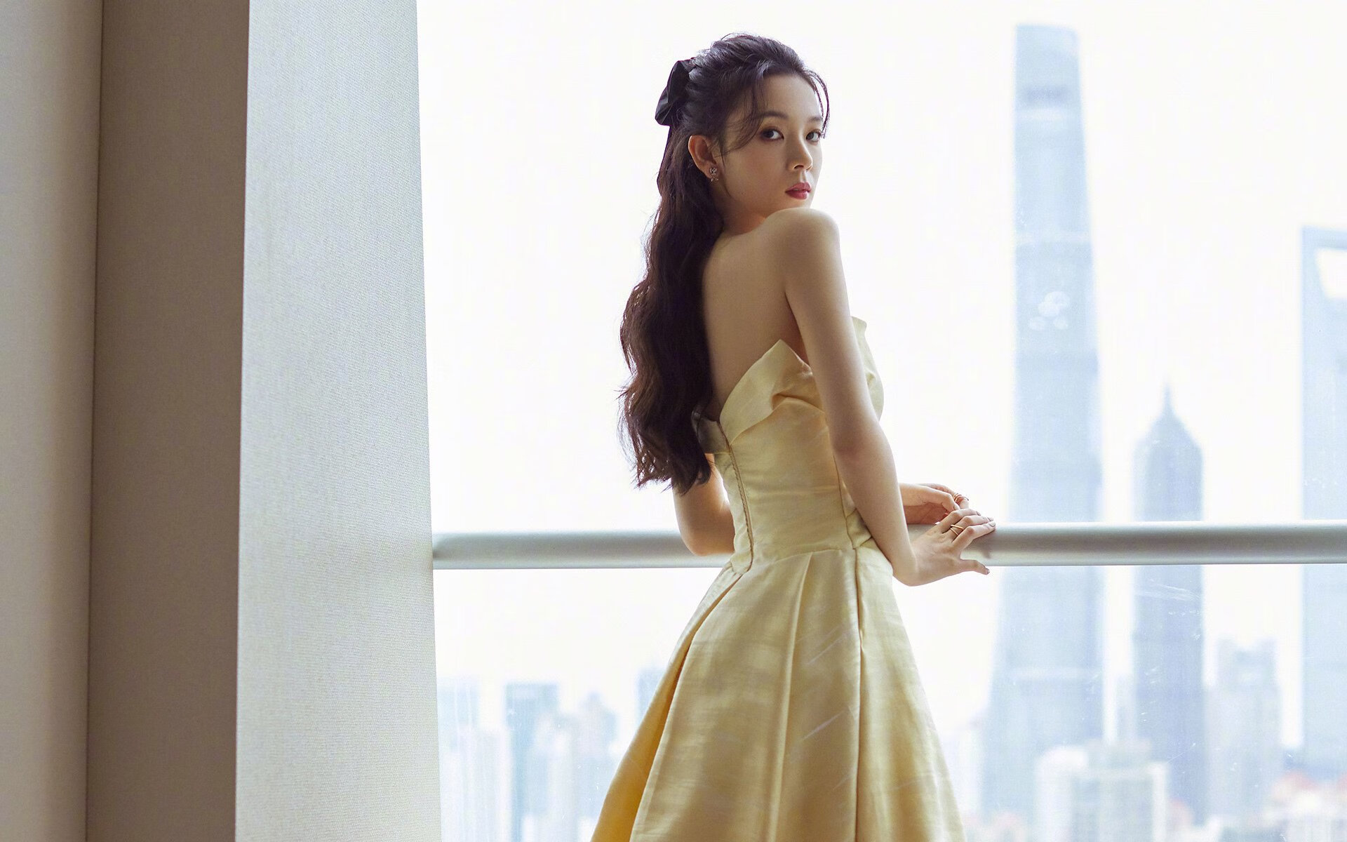 随机焦点马术赛场的明星坐骑，马术焦娇